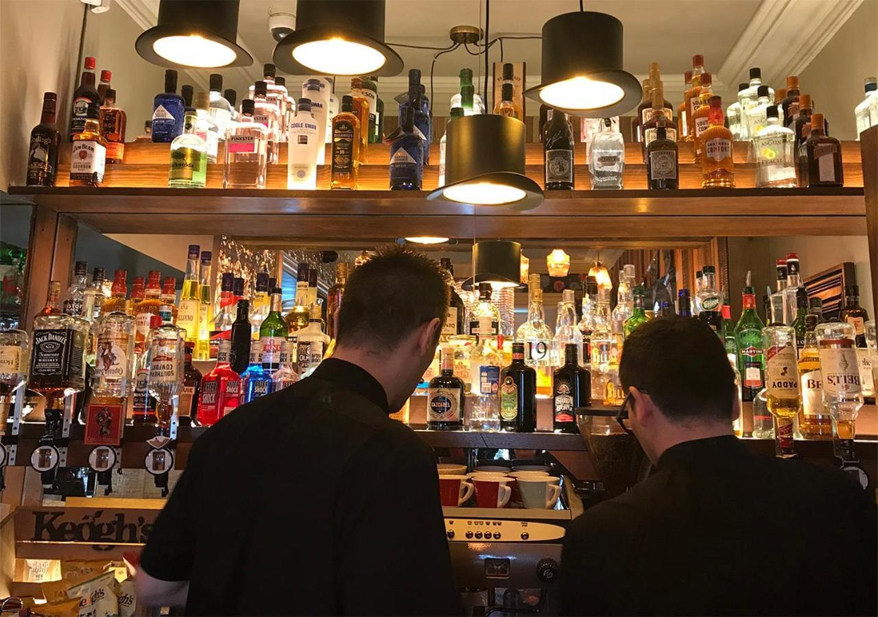 The Whistledown Hotel ワーレンポイント エクステリア 写真